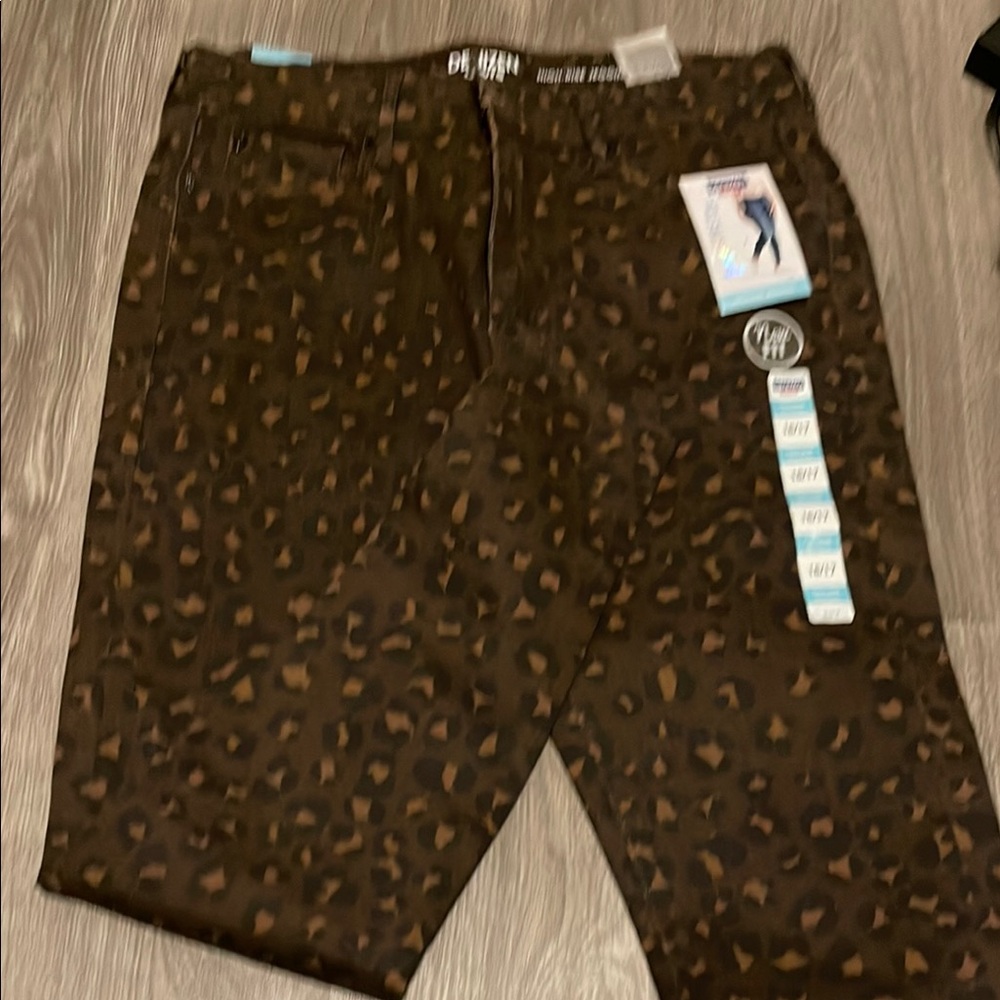 Dkny Brown Chinos Relaxed Fit Pants